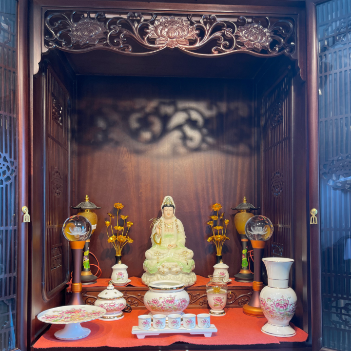 Trọn Bộ Ban Thờ Phật Sen Tam Bảo